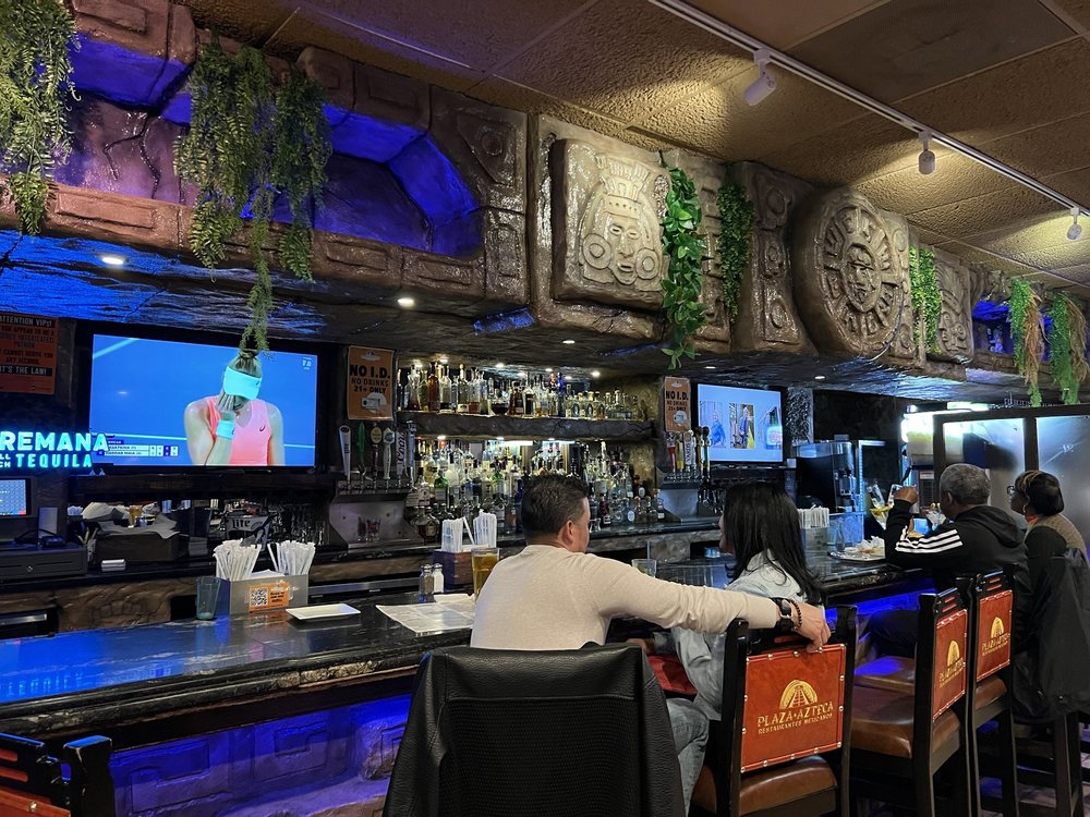 Plaza Azteca - King of Prussia