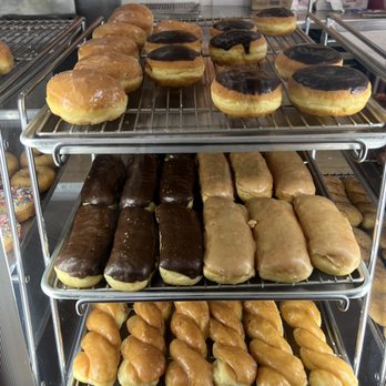 Ontario Donuts - Donuts Near Me - Ontario, California