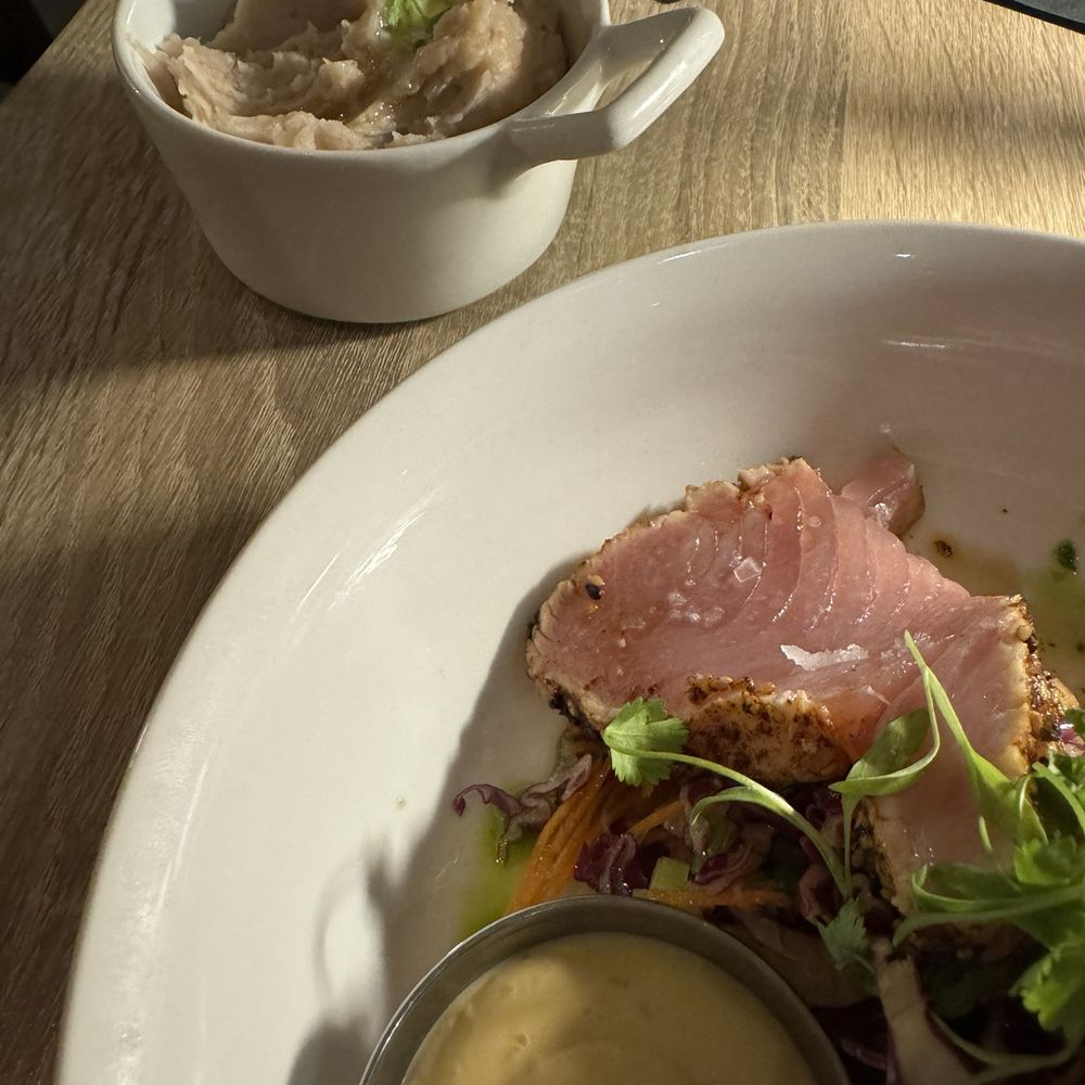 Cholo's Bistro - Seared tuna with yuca mash - Puerto Rican Near Me - San Juan, Puerto Rico