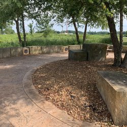 Johnson County Public Library - Trafalgar Branch - Patio to sit outside