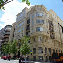 Tesorería General de la Seguridad Social - Edificio visto desde el oeste