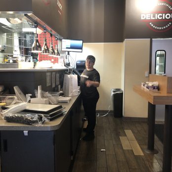Smashburger - Don't go to this restaurant!  Crazy how rude this employee is! - Burgers Near Me - Sacramento, California