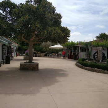 Zoo Menorca - Zoos Near Me - Alayor, C