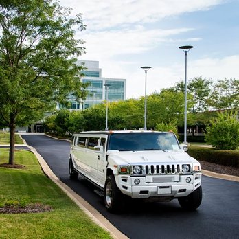 Mercury Limousine - Limos Near Me - Naperville, Illinois