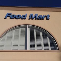Warner Center Chevron Food Mart