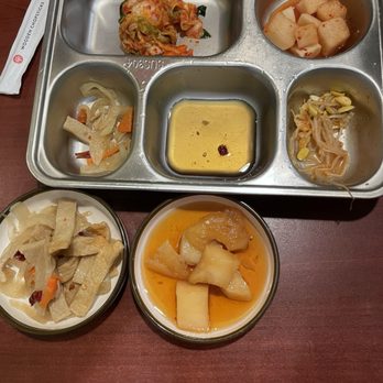 Mandu Kimbob - Banchan appetizers - no charge with free refills - Korean Near Me - Annandale, Virginia Mandu Kimbob - Banchan appetizers - no charge with free refills - Korean Near Me - Annandale, Virginia