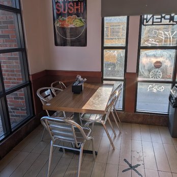 Poke Haus - Seating Area - Poke Near Me - Westminster, California Poke Haus - Seating Area - Poke Near Me - Westminster, California