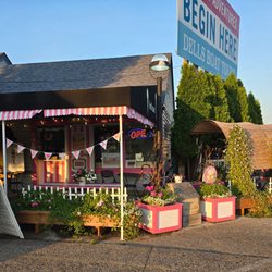 The Dells Ice Cream Shop