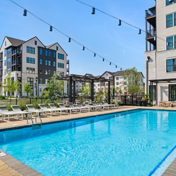 Benson Ballantyne  - Apartments Near Me - Charlotte, North Carolina