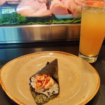 Mikuni - Specialty Hand Roll - Lobster - Japanese Near Me - Davis, California