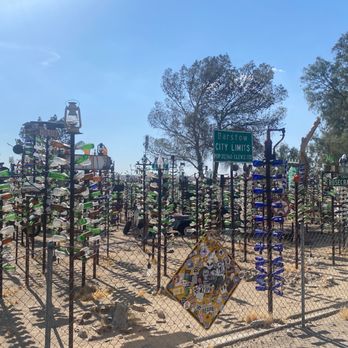 Elmer's Bottle Tree Ranch - Cool - Ranches Near Me - Oro Grande, California Elmer's Bottle Tree Ranch - Cool - Ranches Near Me - Oro Grande, California