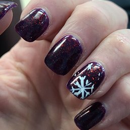 Gorgeous xmass mood changing nails. Dark sparkle to bright red. Free hand art.