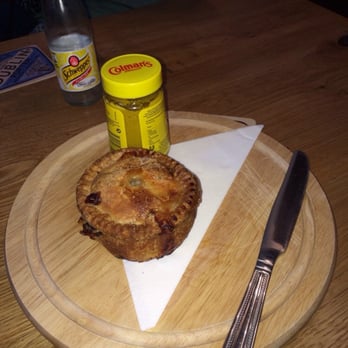 Great Western Hotel - Pork pies are highly recommended!! - Pubs Near Me - Bewdley, WOR