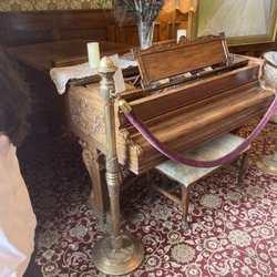 Grand Imperial Hotel & Restaurant