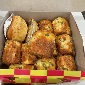 Fancy Wheat Field Bakery - Best buns ever - Desserts Near Me - San Francisco, California