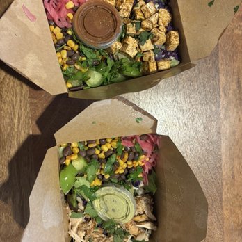 Palmita - Chicken Rice Bowl and (V) Organic Tofu Mixto Bowl - Salad Near Me - San Mateo, California Palmita - Chicken Rice Bowl and (V) Organic Tofu Mixto Bowl - Salad Near Me - San Mateo, California