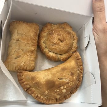 Happy Vegan Bakers - Guava, "carne" pastry, & "meat" & potato empanada. - Vegan Near Me - Hialeah, Florida Happy Vegan Bakers - Guava, "carne" pastry, & "meat" & potato empanada. - Vegan Near Me - Hialeah, Florida