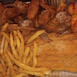 Catfish, shrimp and wings w/lemon pepper fries Catfish, shrimp and wings w/lemon pepper fries