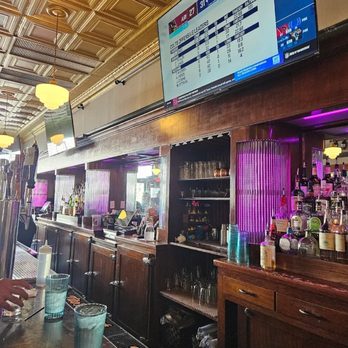 Casey's New Buffalo - Bars Near Me - New Buffalo, Michigan