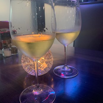Nelson's - Great French wine! - Seafood Near Me - Dallas, Texas