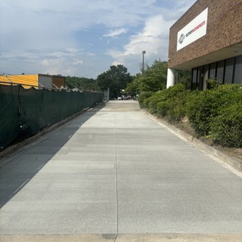 Fulton Paving Company - Removed badly cracked concrete and asphalt and poured new sections - Masonry/Concrete Near Me - Atlanta, Georgia Fulton Paving Company - Removed badly cracked concrete and asphalt and poured new sections - Masonry/Concrete Near Me - Atlanta, Georgia