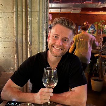 Soya & Pomodoro - My happy face with a glass of delicious wine :-) - Italian Near Me - Miami, Florida Soya & Pomodoro - My happy face with a glass of delicious wine :-) - Italian Near Me - Miami, Florida