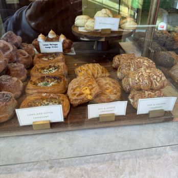 Hive Bakery & Cafe - Bakeries Near Me - West Palm Beach, Florida