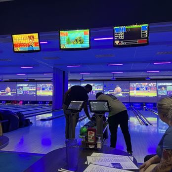 Main Event Austin - Bowling - Bowling Near Me - Austin, Texas