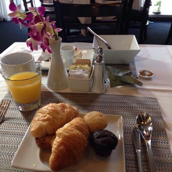 The Marlin Hotel - Breakfast - Hotels Near Me - Miami Beach, Florida The Marlin Hotel - Breakfast - Hotels Near Me - Miami Beach, Florida