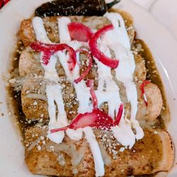 Cantina - Enchiladas Verdes