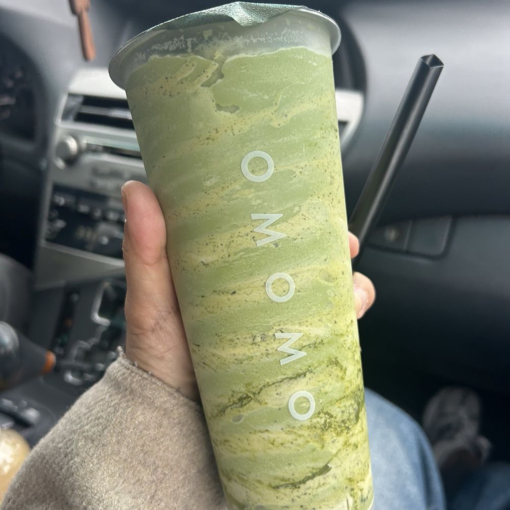 OMOMO Tea Shoppe  - Omomo matcha with cheese foam - Bubble Tea Near Me - Brea, California