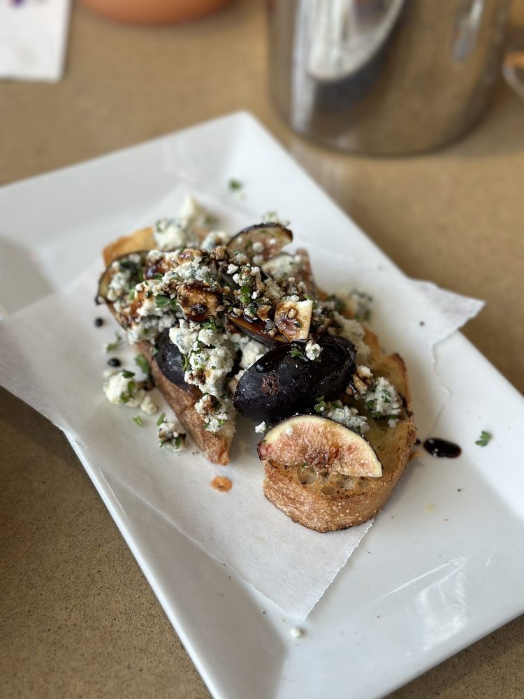 CRÚ FOOD & WINE BAR WEST AVE Updated September 2024 283 Photos