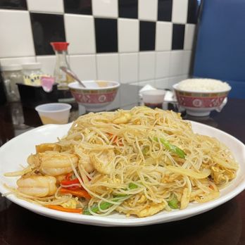Asian Spice - Singapore Curry Rice Noodles - Chinese Near Me - Tucson, Arizona Asian Spice - Singapore Curry Rice Noodles - Chinese Near Me - Tucson, Arizona