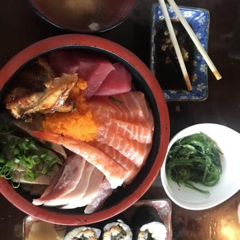 Musashi's - Cash only - most affordable chirashi in town! I lived in japan and love it's food! Other rolls are meh so I'd stick to eel rice or chirashi - Sushi Bars Near Me - Seattle, Washington