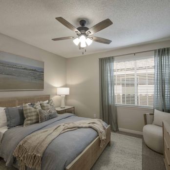 Golf Brook Apartments - Spacious bedroom with ceiling fan - Apartments Near Me - Longwood, Florida Golf Brook Apartments - Spacious bedroom with ceiling fan - Apartments Near Me - Longwood, Florida