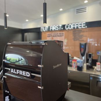Alfred Coffee - Coffee & Tea Near Me - Malibu, California