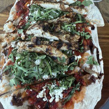 Hangar One Bistro Eatery & Bar - Chicken flatbread - New American Near Me - St. Augustine, Florida