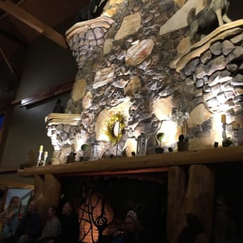 Great Wolf Lodge - Fireplace - Resorts Near Me - Scotrun, Pennsylvania
