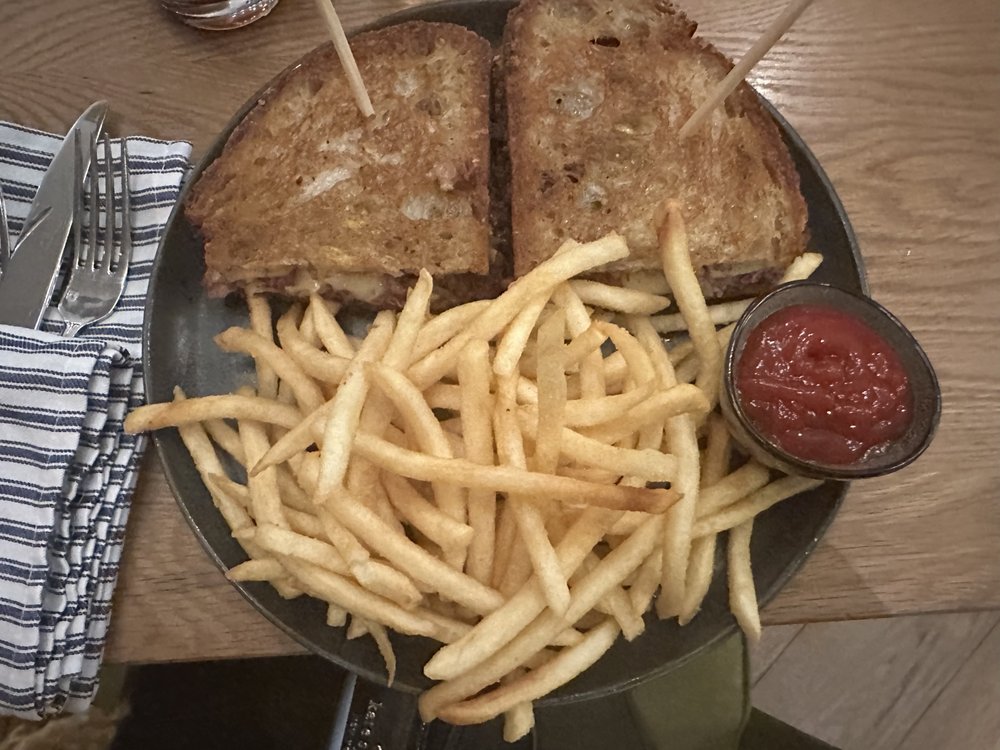 CEDAR AND SAGE GRILL HOUSE 2040 Airport Dr, Green Bay, WI Yelp