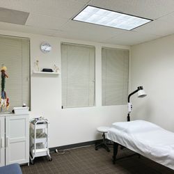 Ava Acupuncture