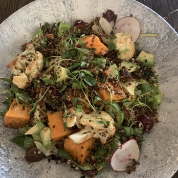 Earls Kitchen + Bar - vegan mother earth bowl - New American Near Me - Boston, Massachusetts
