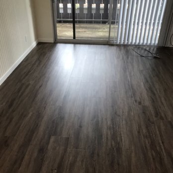 Melissa's House Cleaning - Hardwood floor cleaning - Home Cleaning Near Me Melissa's House Cleaning - Hardwood floor cleaning - Home Cleaning Near Me