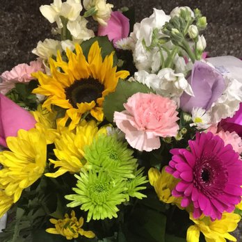 Hicksville Florist - Florists Near Me - Hicksville, New York