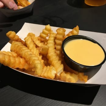 Shake Shack Winter Park - They looked so good and tasted so dry. - Burgers Near Me - Winter Park, Florida
