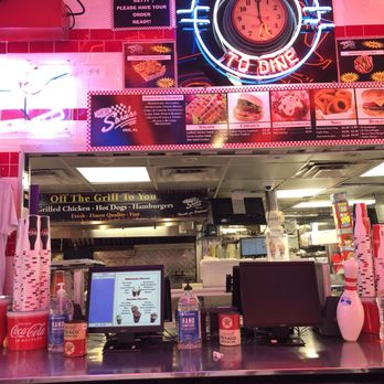 Sara's - Burgers Near Me - Erie, Pennsylvania