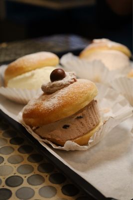 Soon's Bakery by null