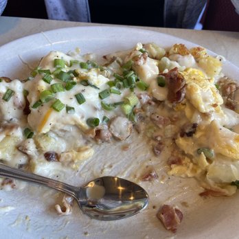 Kristina's Restaurant - Had everyone taste test this pile of crap. Dont go eat here ! - Diners Near Me - Eureka, California