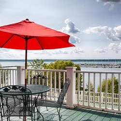 The Landing - Deck overlooking Lake Superior