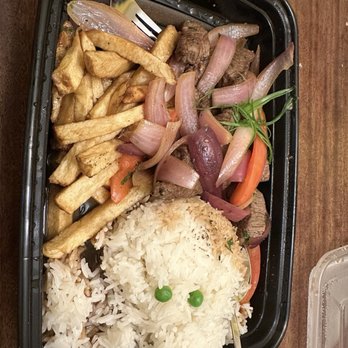 Limón - Lomo saltado - Peruvian Near Me - Oakland, California