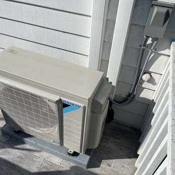 Best Air Conditioning & Heating Systems - Heat Pump for mini split system - Heating & Air Conditioning/HVAC Near Me - Los Angeles, California Best Air Conditioning & Heating Systems - Heat Pump for mini split system - Heating & Air Conditioning/HVAC Near Me - Los Angeles, California